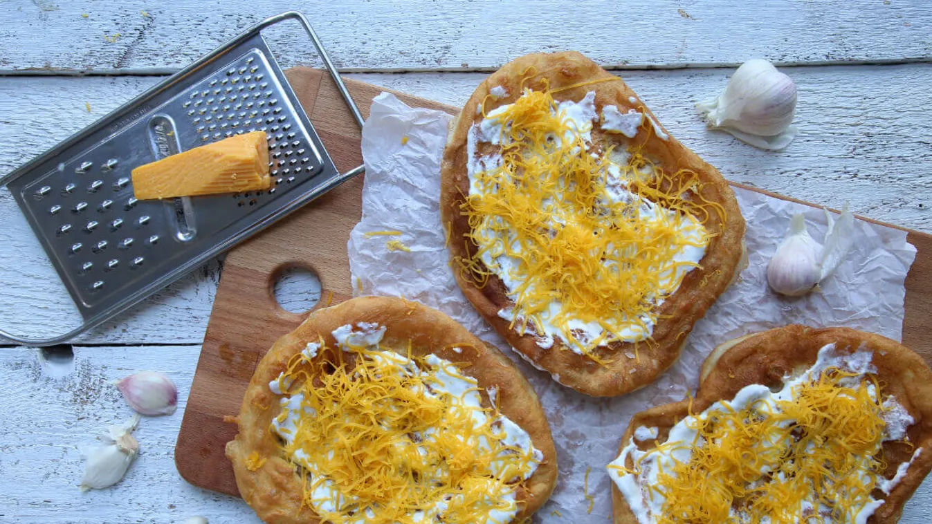 10+1 házi lángos, ami jobb, mint a strandon kapható