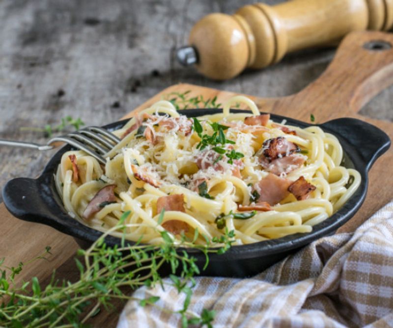 Carbonara spagetti - tojás nélkül!