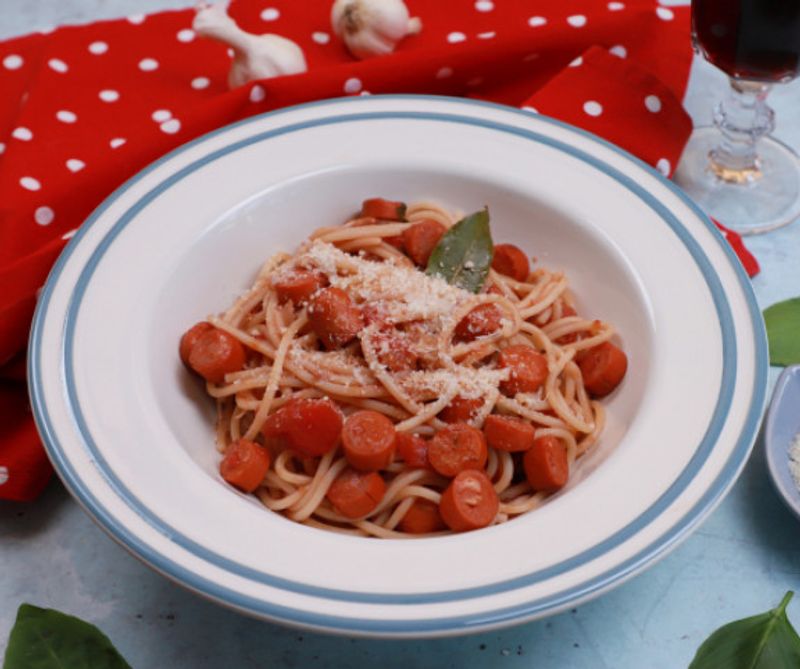 Pikáns kolbászos spagetti 