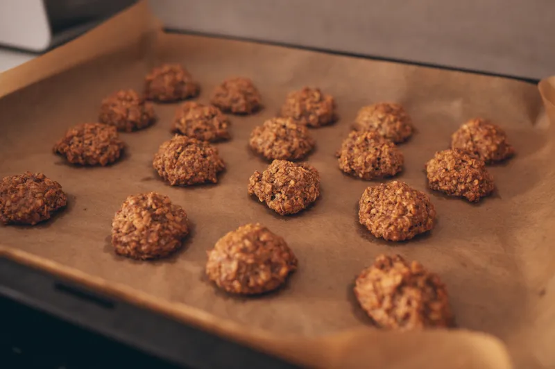 Diós-zabpelyhes keksz (tej- és tojásmentes)