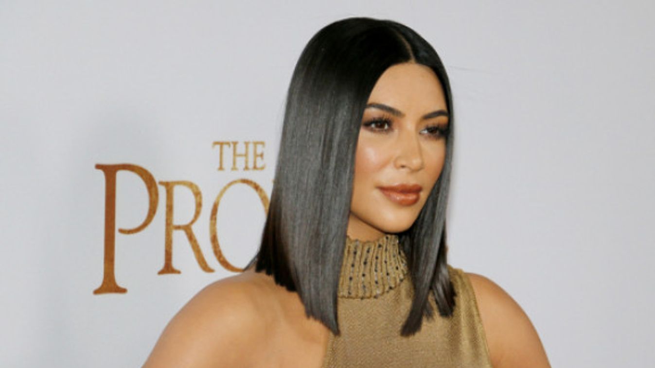 Ez aztán a luxus! Kim Kardashian megmutatta a konyháját