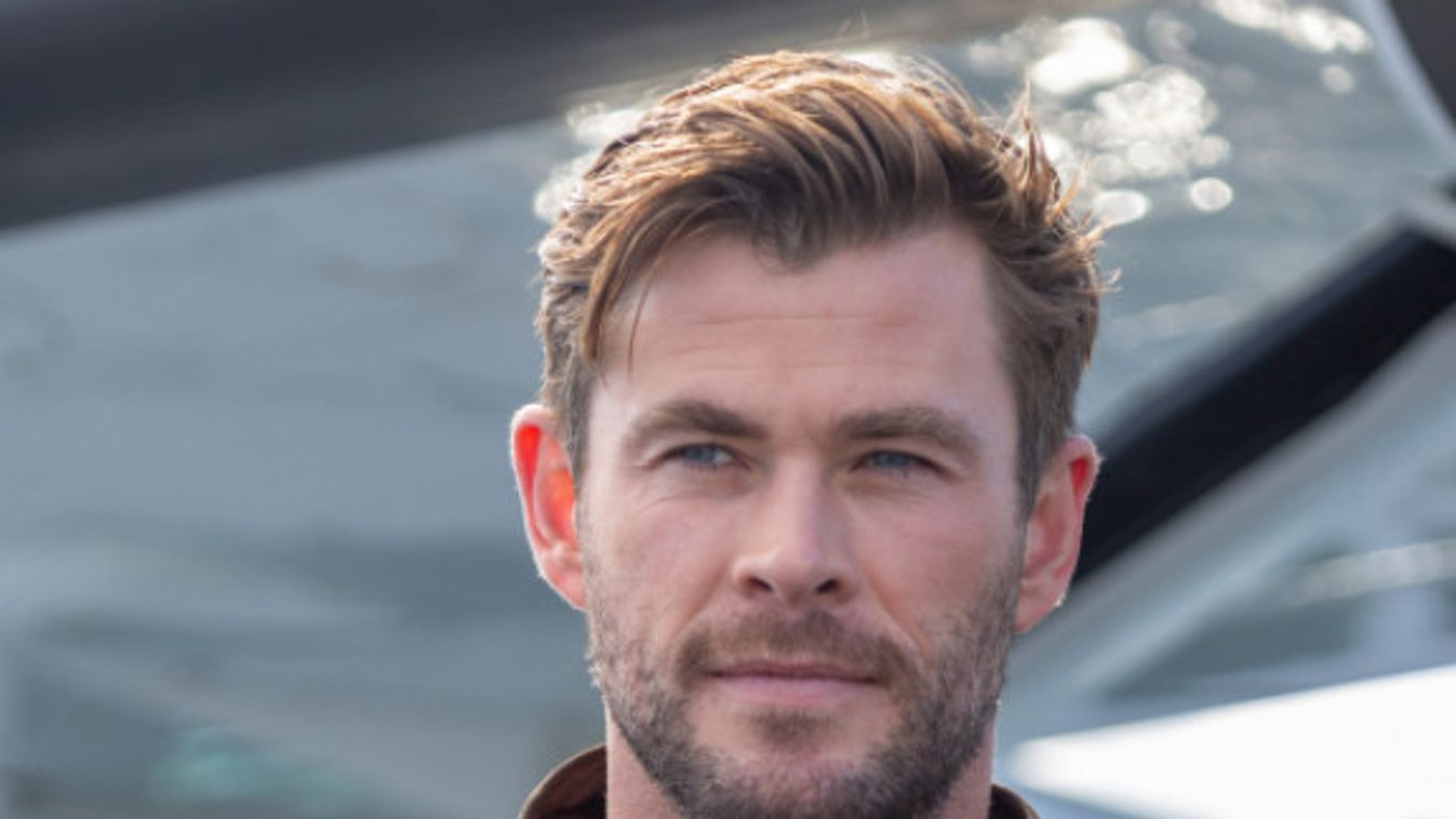 Chris Hemsworth mindenkit ingyen edz mostantól