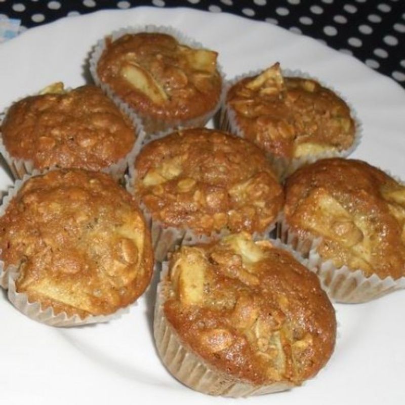 Almás-zabpelyhes muffin