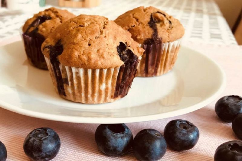 Zabpelyhes-áfonyás muffin (tojásmentes)