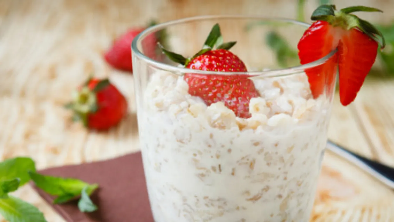 Tejberizs friss gyümölccsel