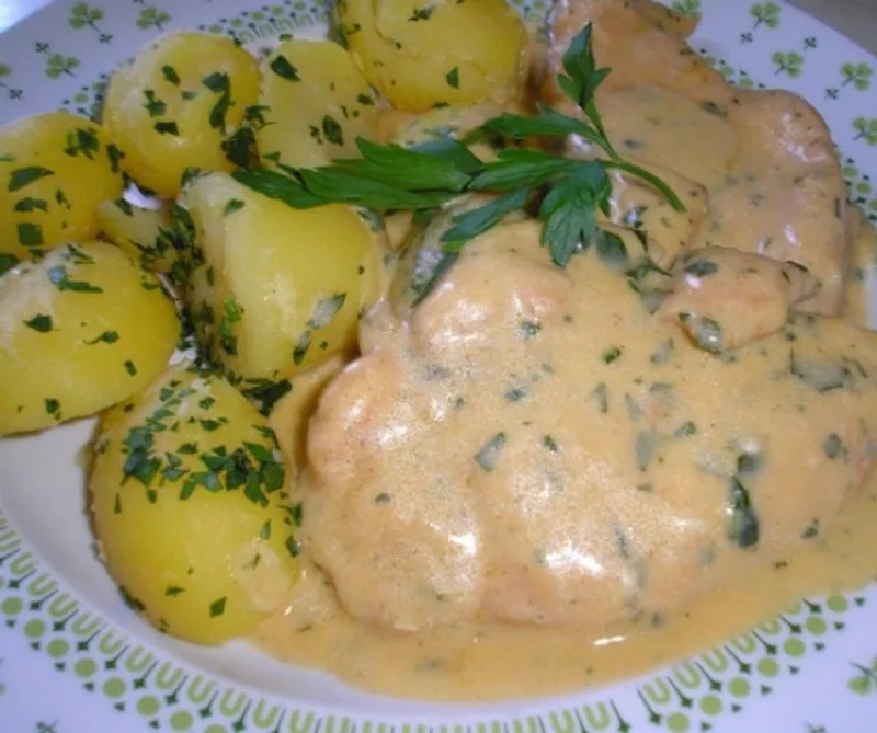 Tejszínes-fokhagymás csirkemell