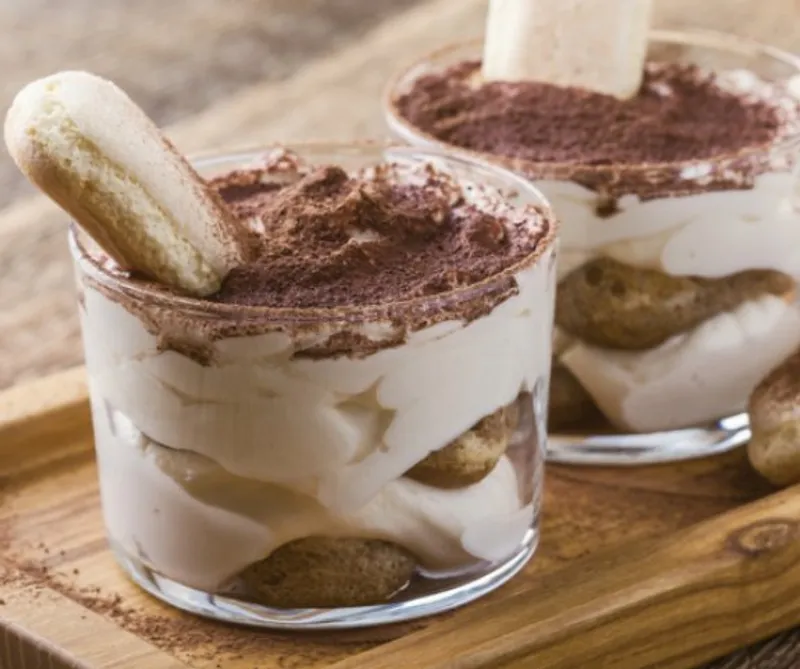 Egyszerű tiramisu pohárkrém