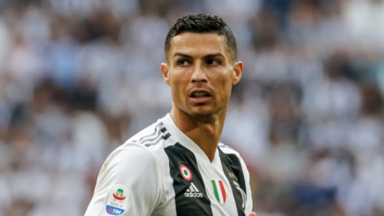 Több milliárd dollárt zuhant a Coca-Cola piaci értéke, miután Ronaldo nem kért belőle