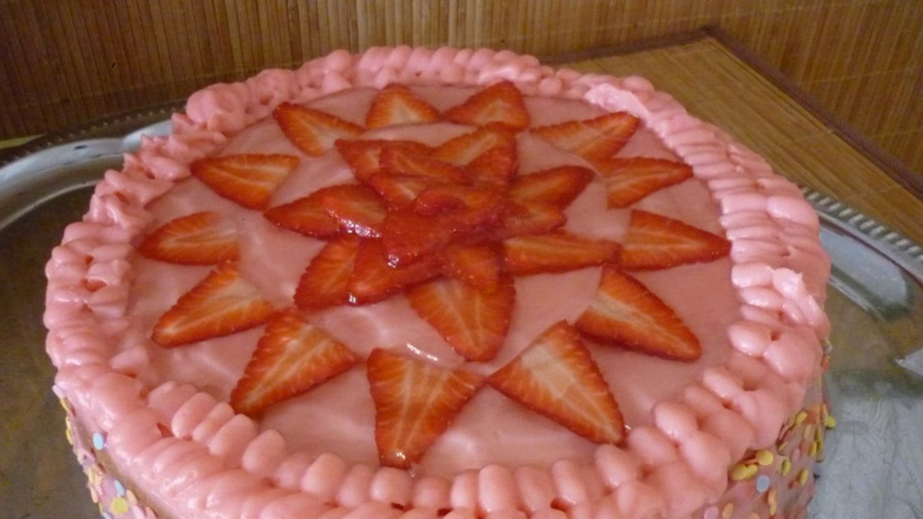 Szamóca torta