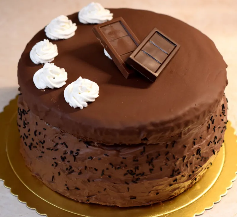 Gigászi csokitorta