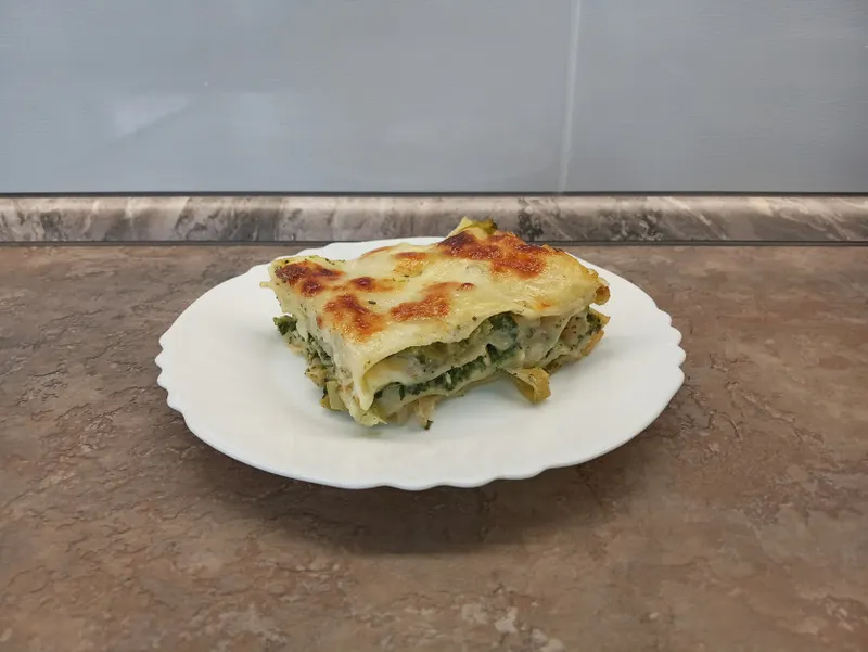 Brokkolis-spenótos lasagna