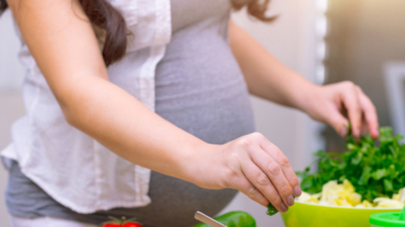 Tippek a szakértőtől: Így táplálkozz, ha babát vársz