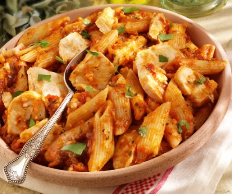  Penne all arrabbiata csirkemellel