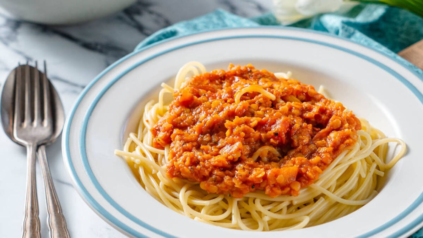 Vöröslencse-bolognai recept