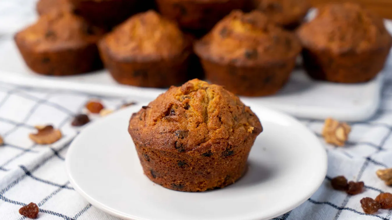 Puha, finom és illatos: répatorta muffin, aminek az első harapása után a rabja leszel