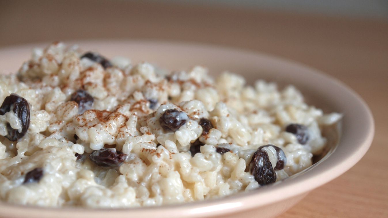 Fahéjas tejberizs mazsolával recept