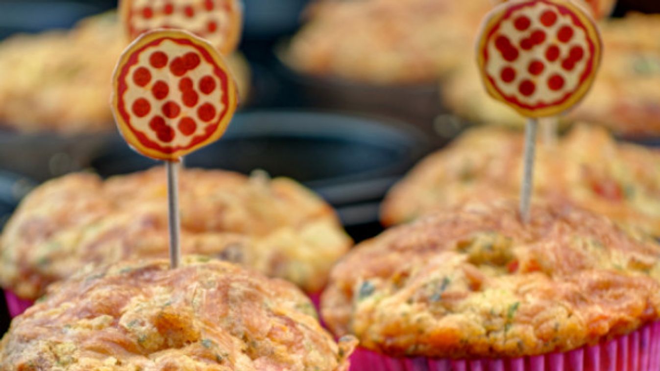 Pizzás muffin recept