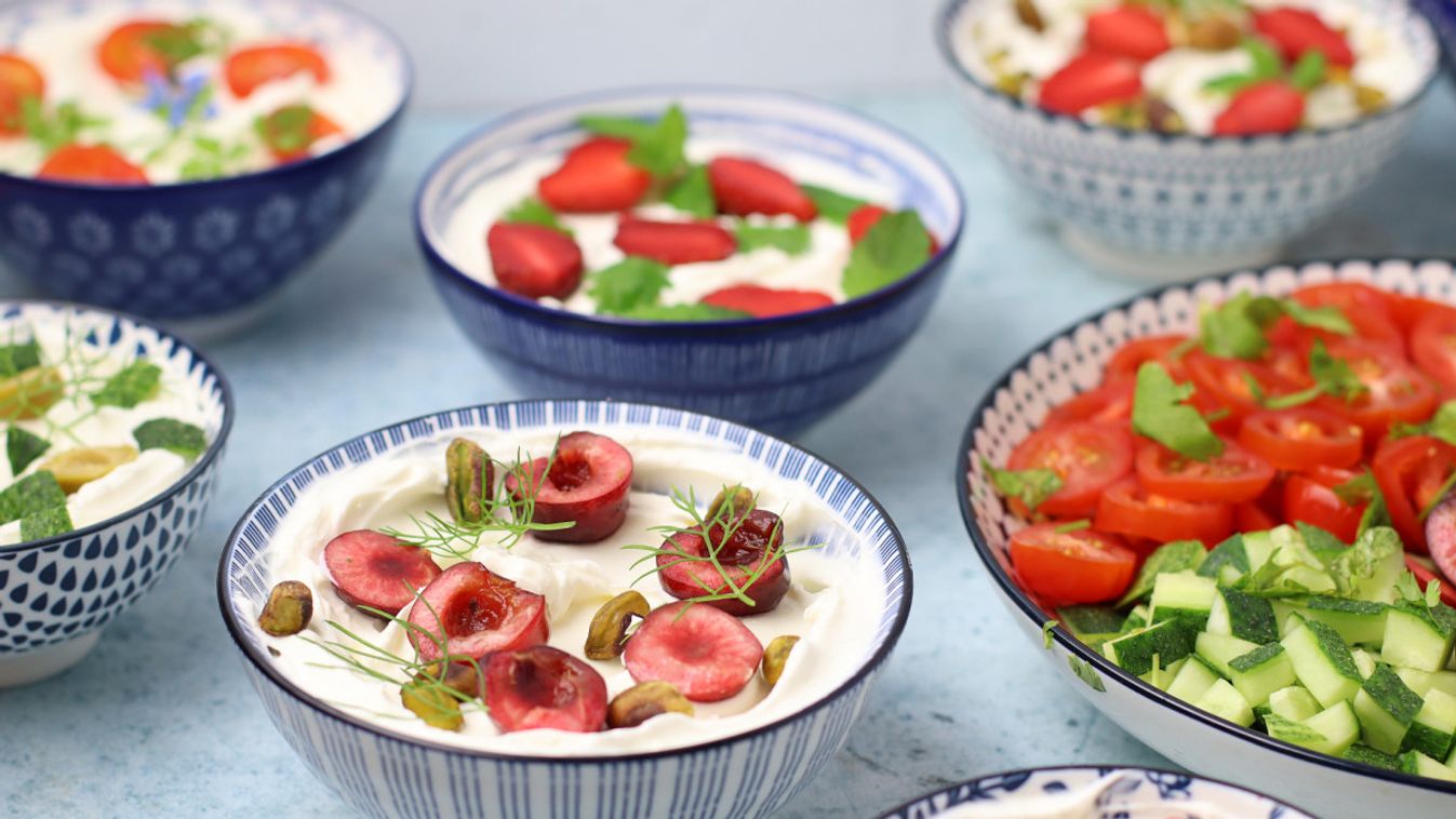 Labneh-tálkák a kert kincseivel