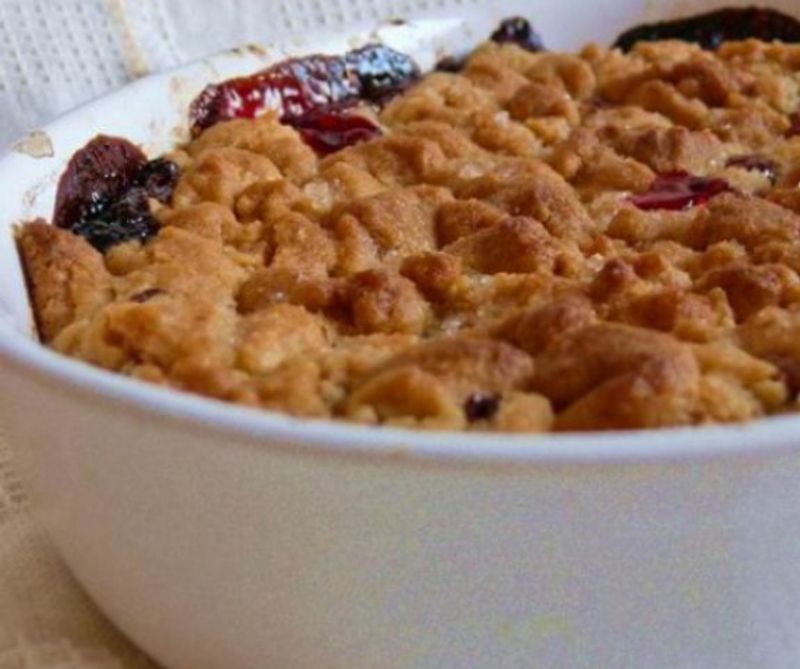 Szilvás morzsasüti (crumble)