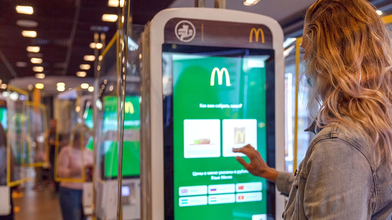 Új díjat vezet be a McDonald’s: ezentúl drágábban mekizhetünk