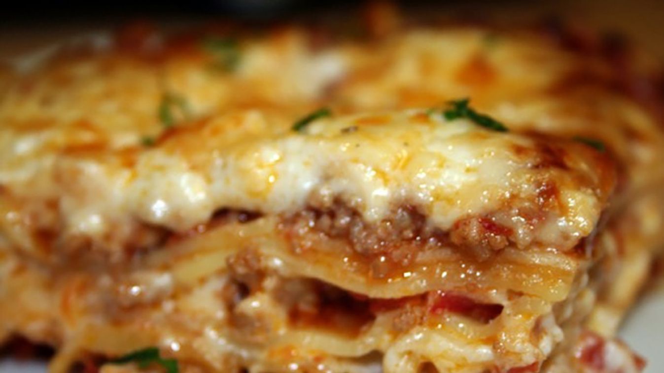 Tejszínes bolognai lasagne  recept