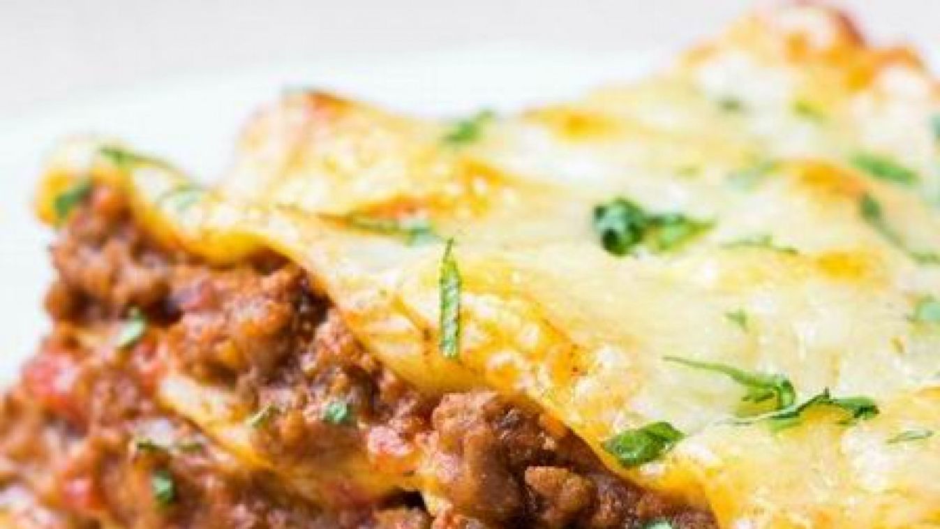 Klasszikus húsos lasagne (al forno) recept