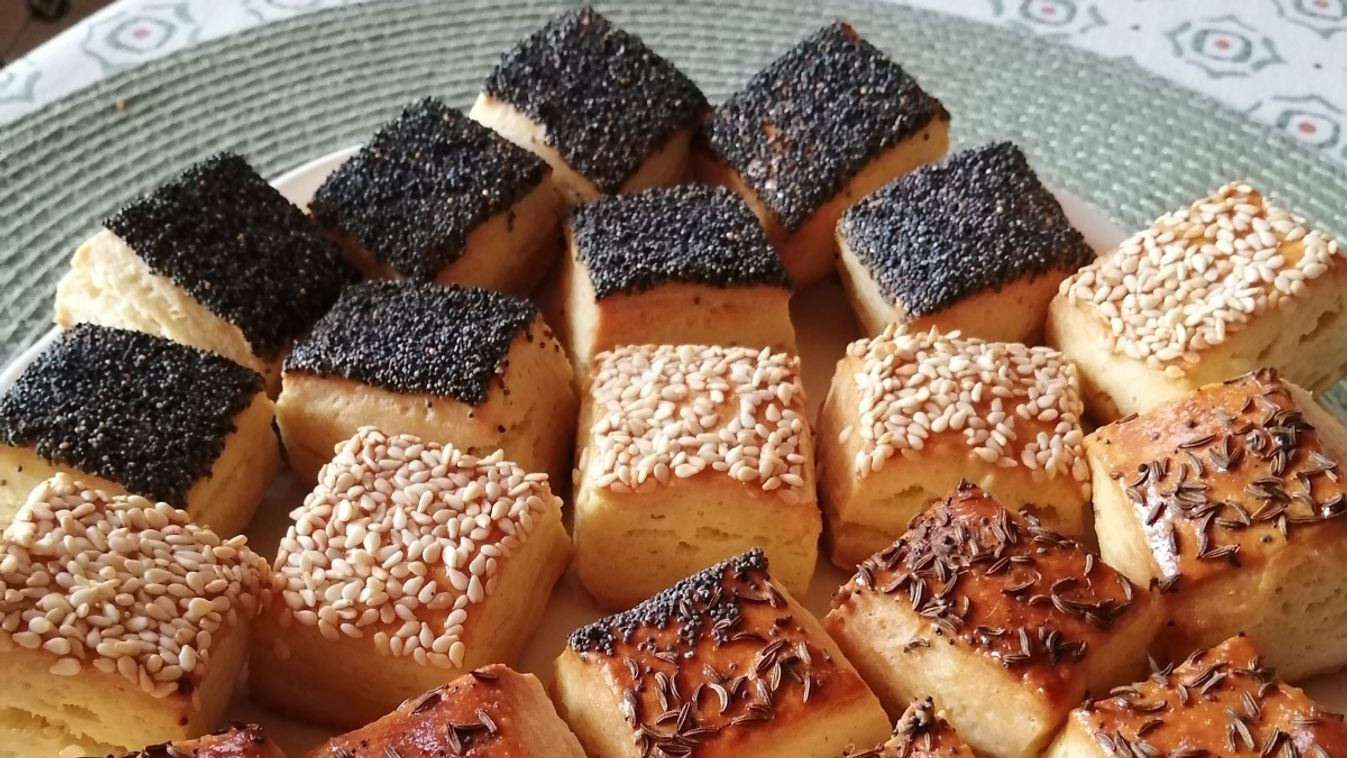 Apró sós teasütemény recept