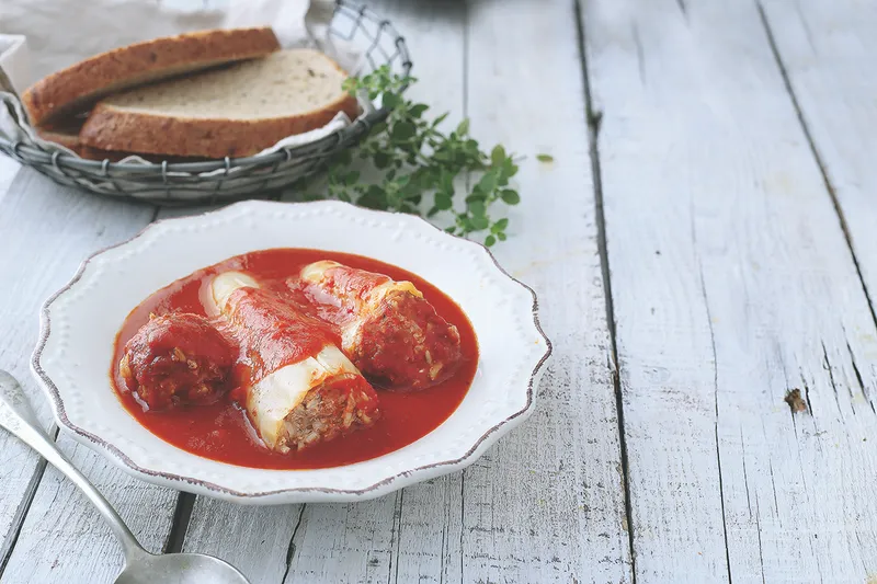 Töltött paprika pulykával és barna rizzsel