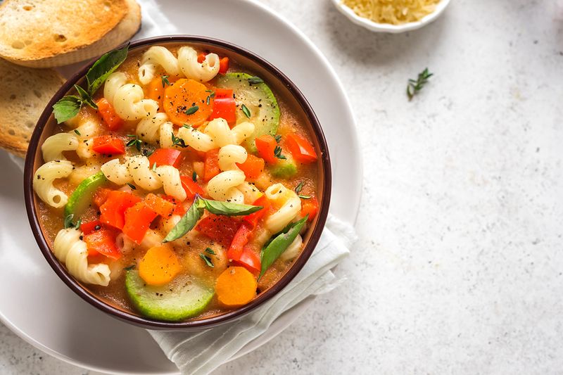 Minestrone leves