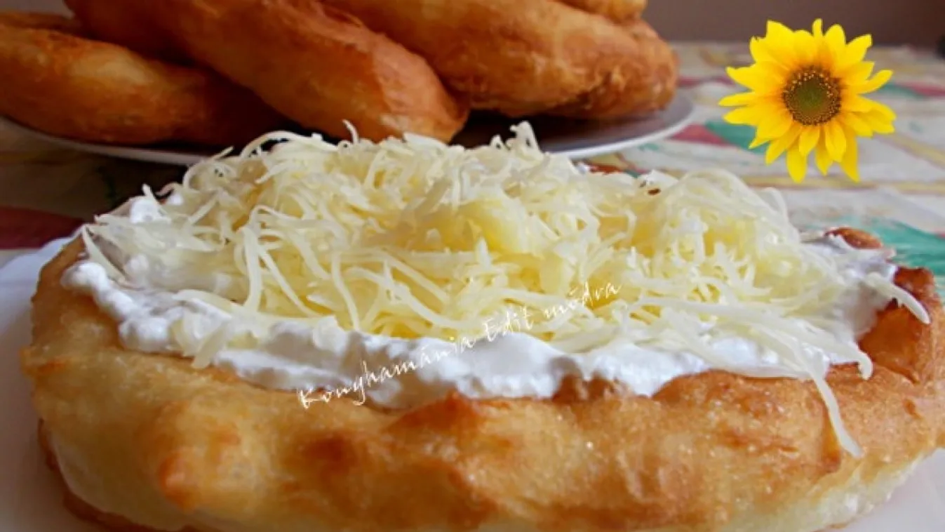 Duplán sajtos joghurtos lángos