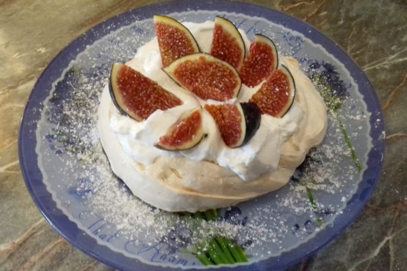 Fügés mini pavlova-torta