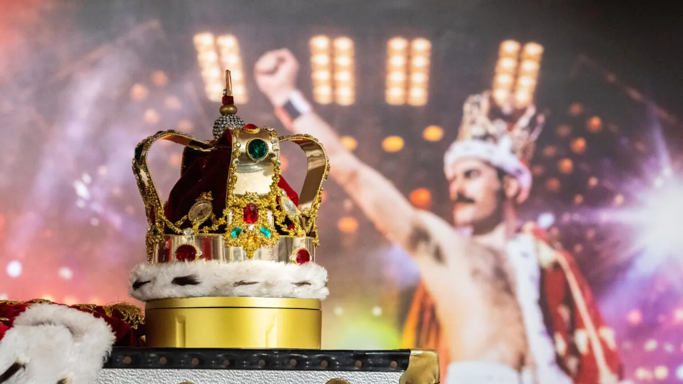 Rajongók, figyelem: Freddie Mercury csészéjéből ihatja egy szerencsés a reggeli teáját