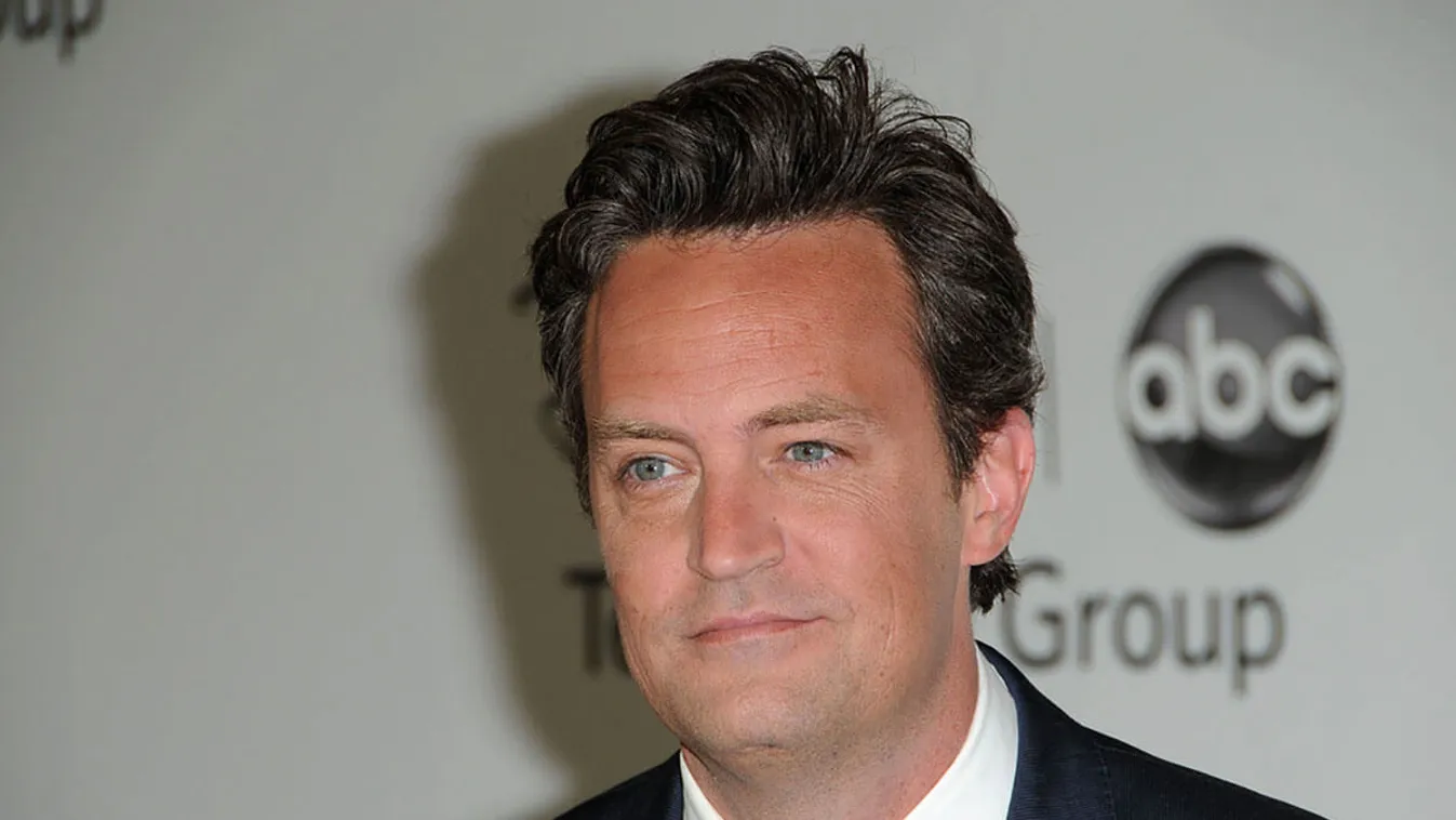 Ezek voltak Matthew Perry legjobb jelenetei: így emlékezünk a Jóbarátok sztárjára