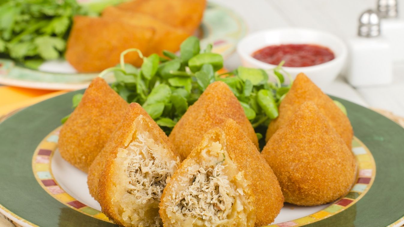 Brazil csirkekrokett (Coxinha) recept