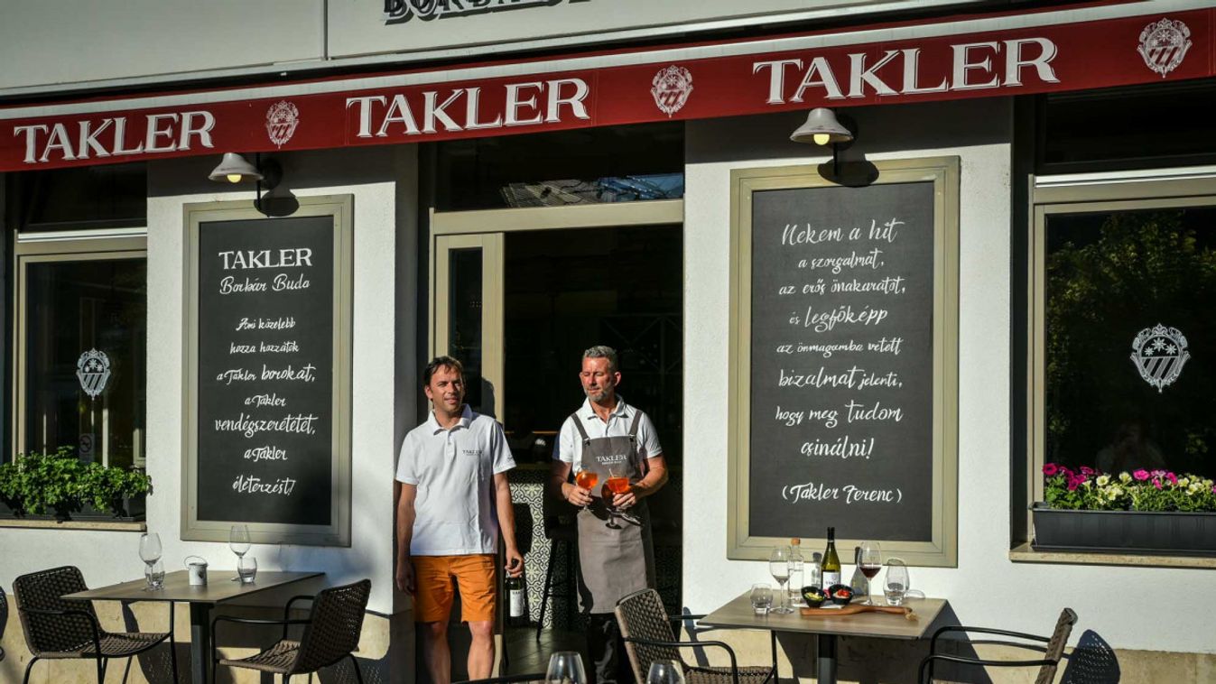 Takler Borbár Buda: egy korty Szekszárd Óbudán