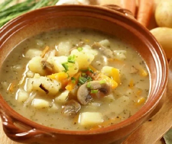 Krumplileves gombával recept