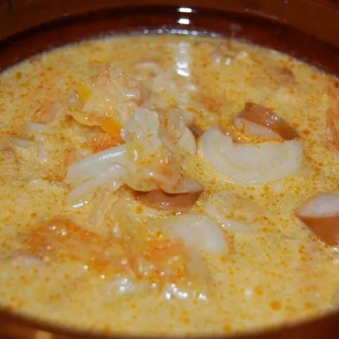 Korhelyleves kelkáposztából (frankfurti leves) recept