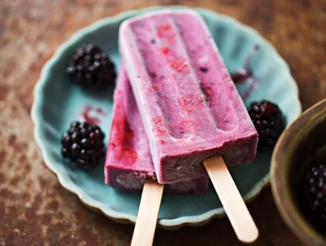 Joghurtos szederfagyi recept