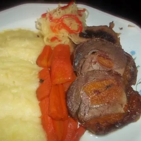 Gyümölcsös töltött sertéskaraj recept
