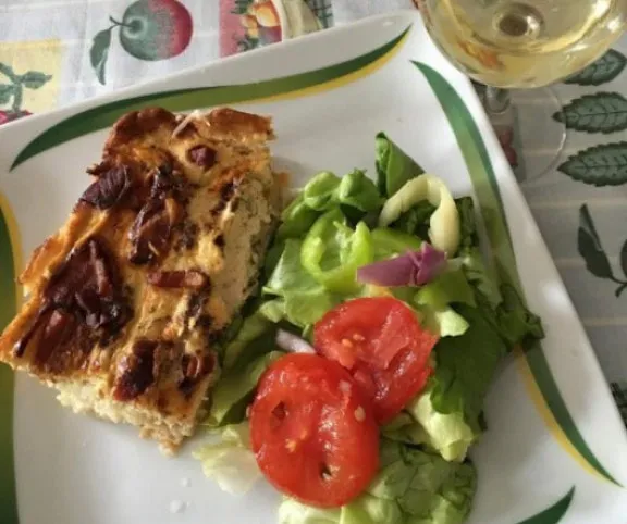 Spárgás-sonkás pite recept