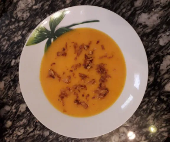 Egyszerű sütőtökkrémleves (tejmentes recept) recept