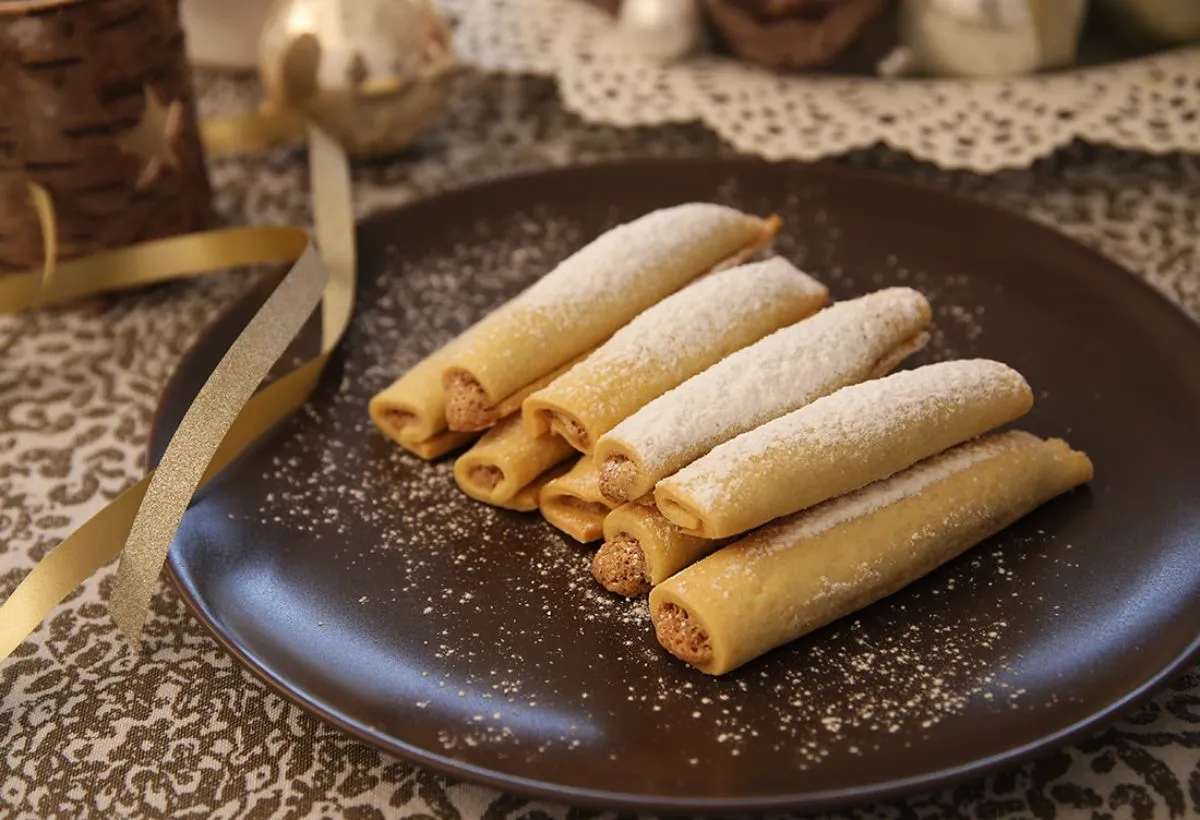 Főispán, dióhabbal töltött rudacskák