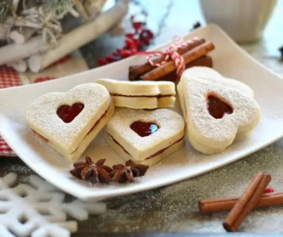 Forraltborzselés linzerszív recept