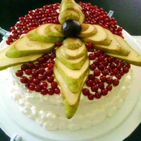 Gyümölcsös-tejszínes túrótorta recept