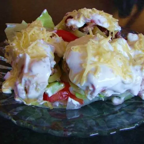 Rakott saláta gazdagon recept