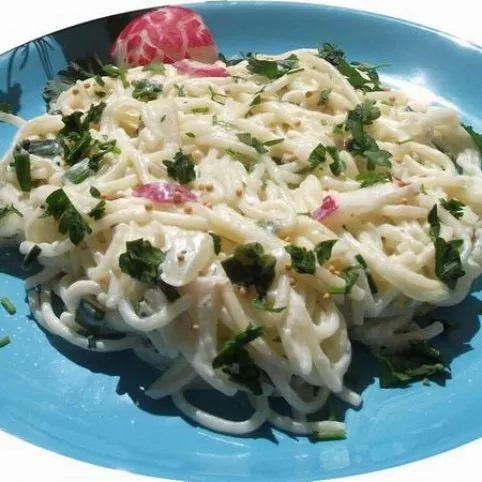 Mustármagos tavaszi tésztasaláta recept