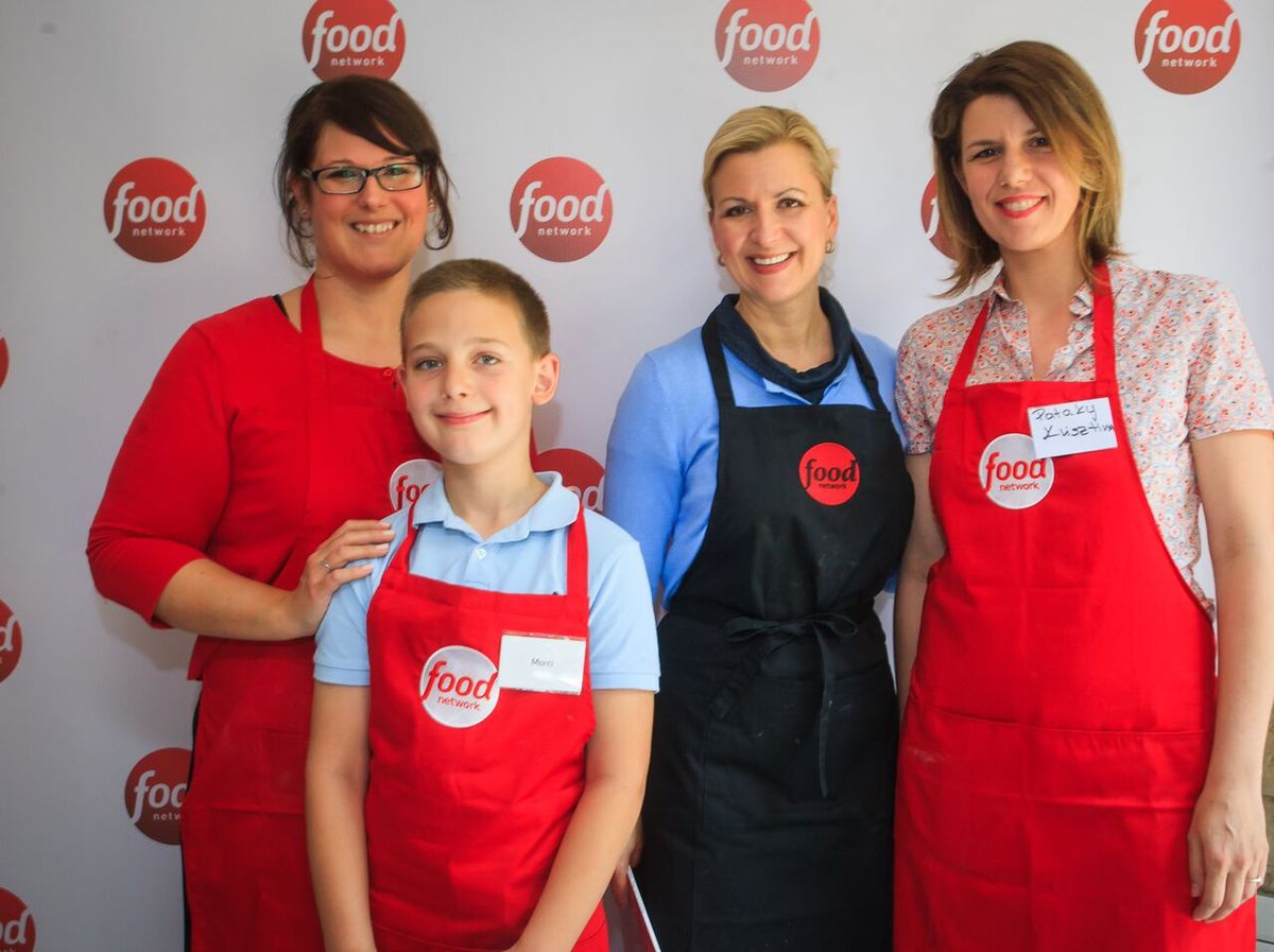 Anna Olson a Mindmegette.hu-tól Adrival, Krisztával, és a workshop szupertehetséges kiskuktájával, Marcival