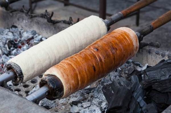 A legfinomabb a parázs fölött sütött kürtőskalács