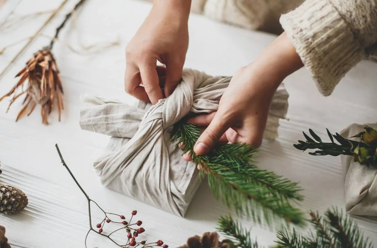 A furoshiki japán csomagolási módszer valóban környezetbarát / Fotó: Shutterstock