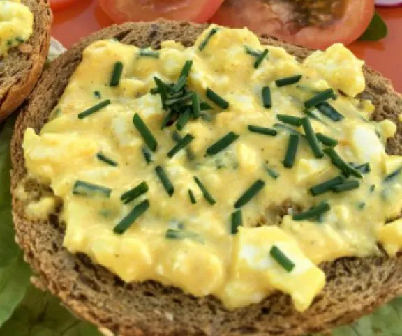 Metélőhagymás tojáskrém recept